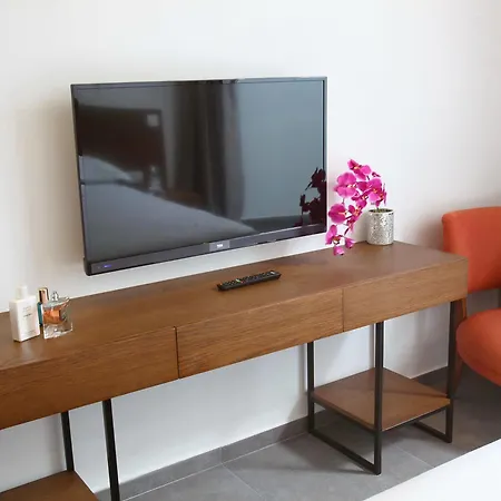 Ara Residences