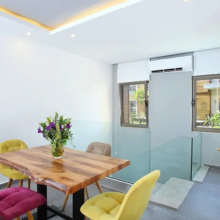 Ara Residences Apartment
