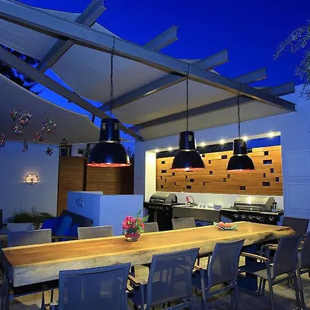 Ara Residences Apartment *